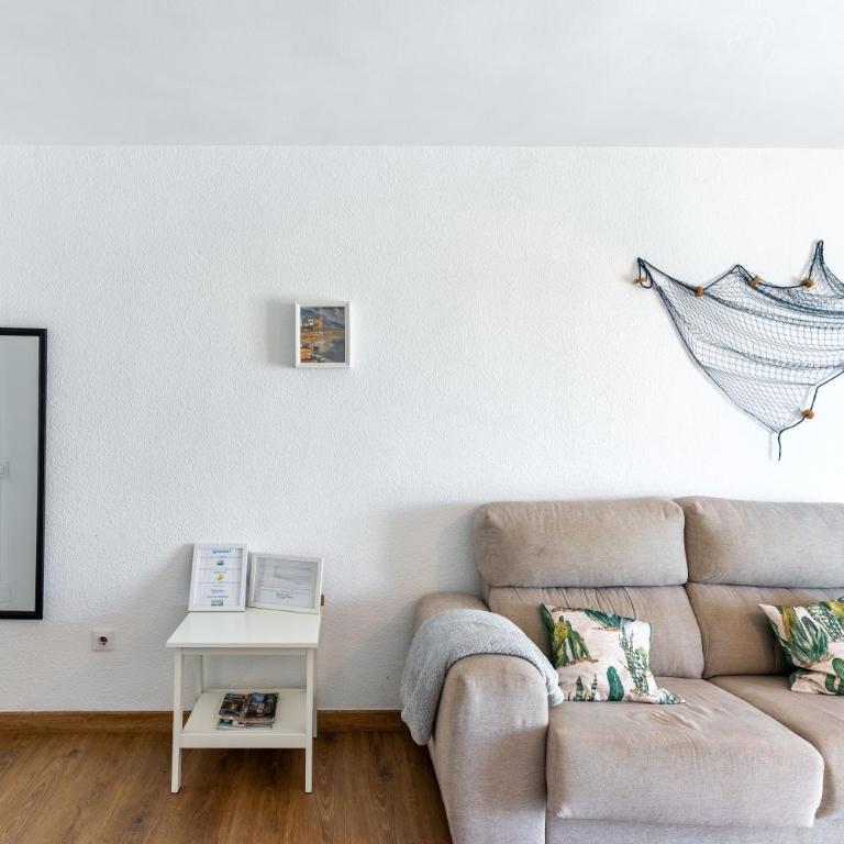 NEPTUNITO: Primera línea con Piscina - Apartamento de 2 dormitorios - 35