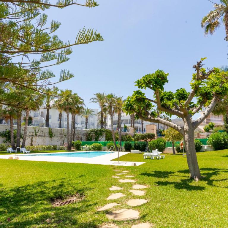 NEPTUNITO: Primera línea con Piscina - Apartamento de 2 dormitorios - 62