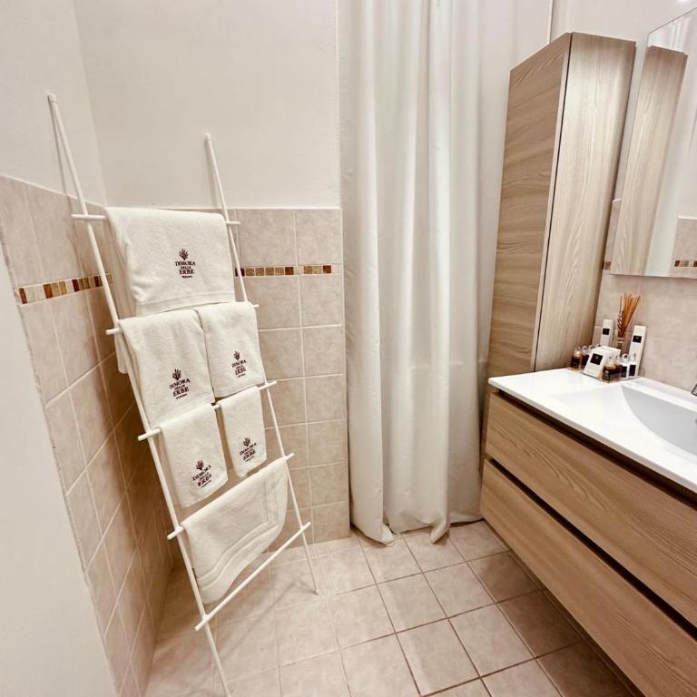 Dimora delle Erbe - a 20 passi da Piazza Erbe - One-Bedroom Apartment - 18