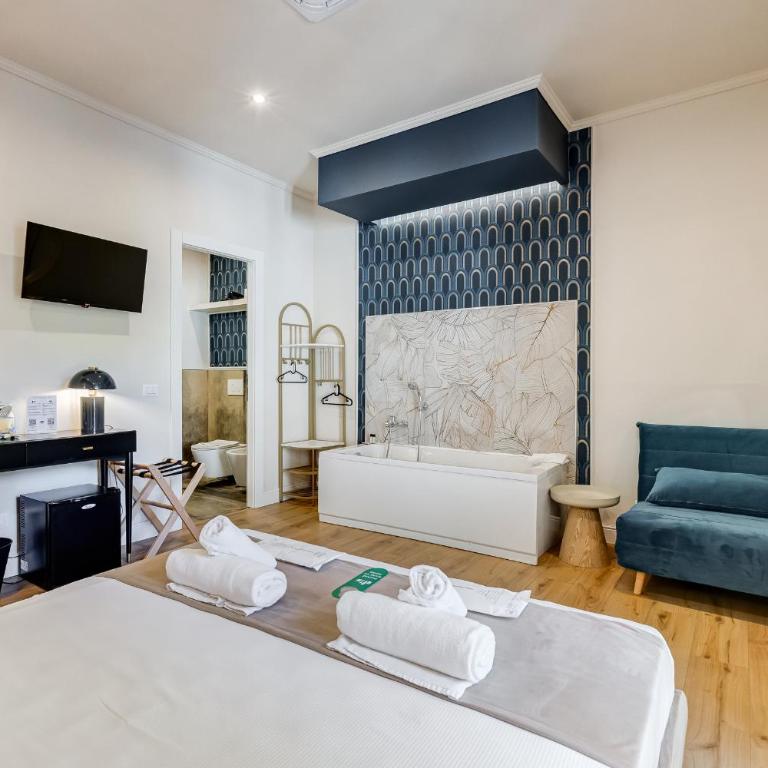 Vivilo Collection - Charme 24 Suites - Close to Via Veneto - Camera Tripla con Vasca - 14