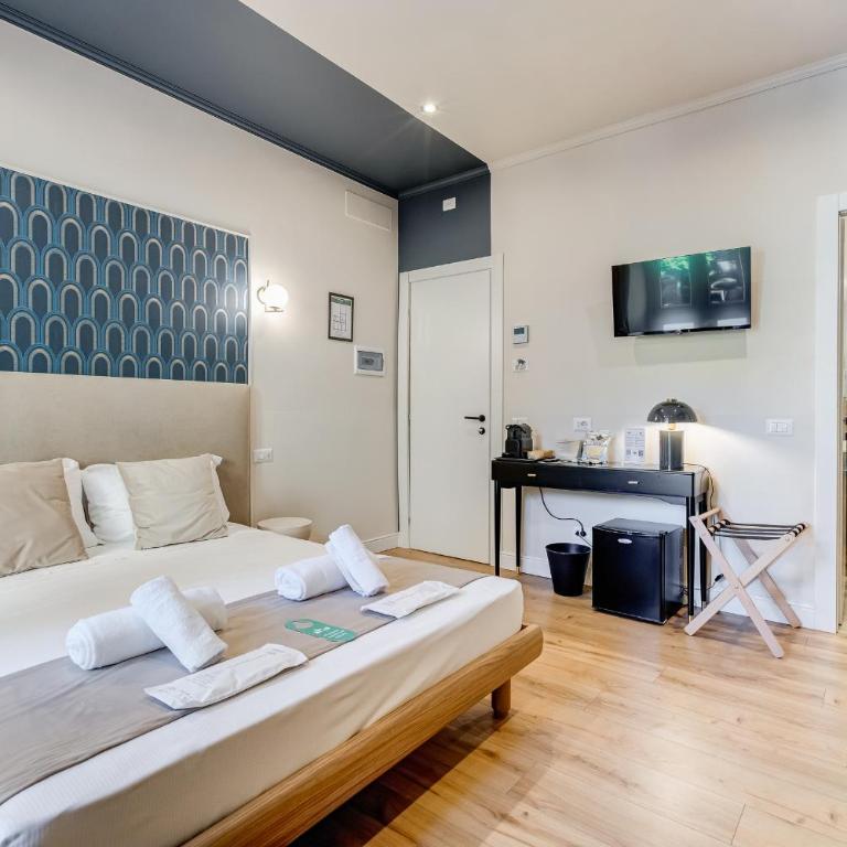 Vivilo Collection - Charme 24 Suites - Close to Via Veneto - Camera Tripla con Vasca - 26