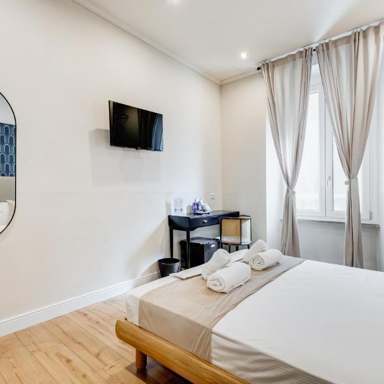 Vivilo Collection - Charme 24 Suites - Close to Via Veneto - Camera Queen con Vasca Idromassaggio - 2