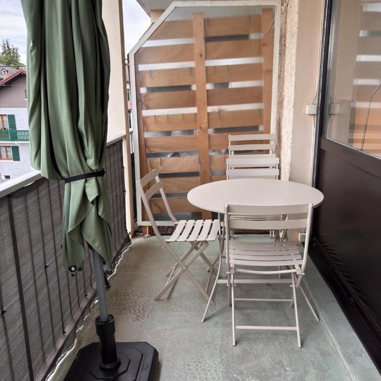 Le Central parking et 15 minutes à pied du lac - Appartement 1 Chambre - 3