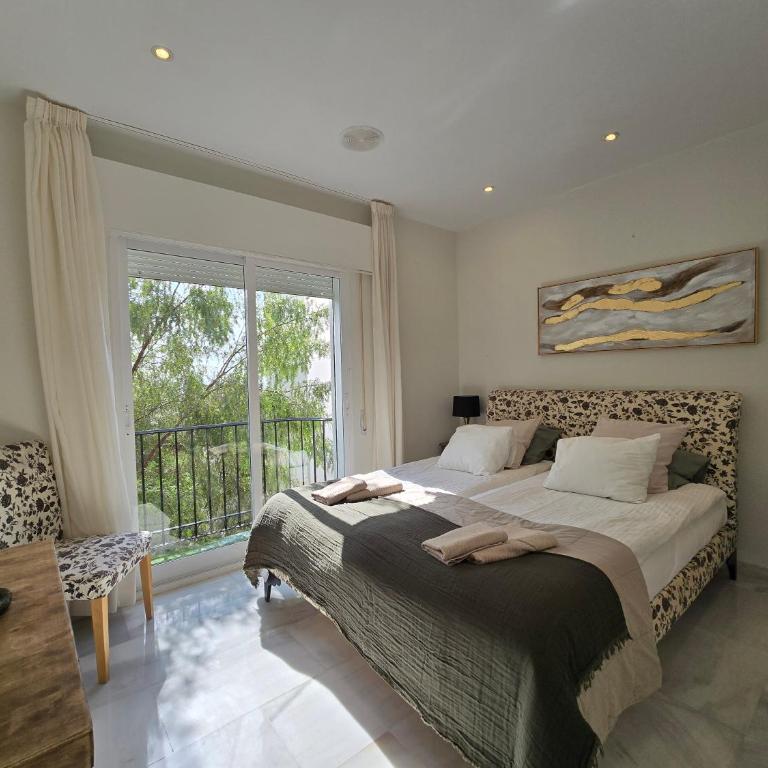 Large Family Villa 500m From Beach with Stunning Views - 6 bedroom Villa - 22