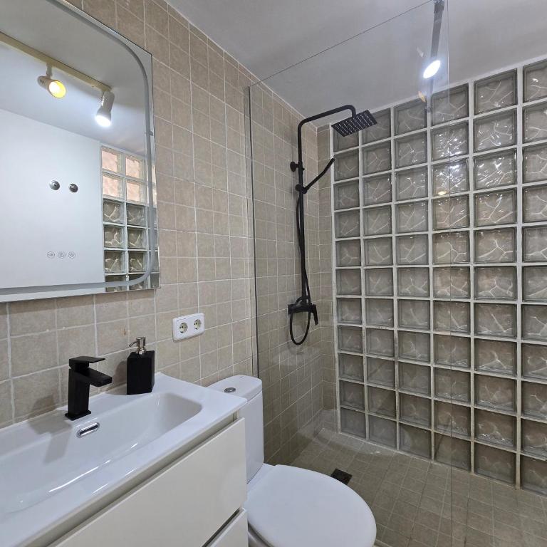 Large Family Villa 500m From Beach with Stunning Views - 6 bedroom Villa - 29
