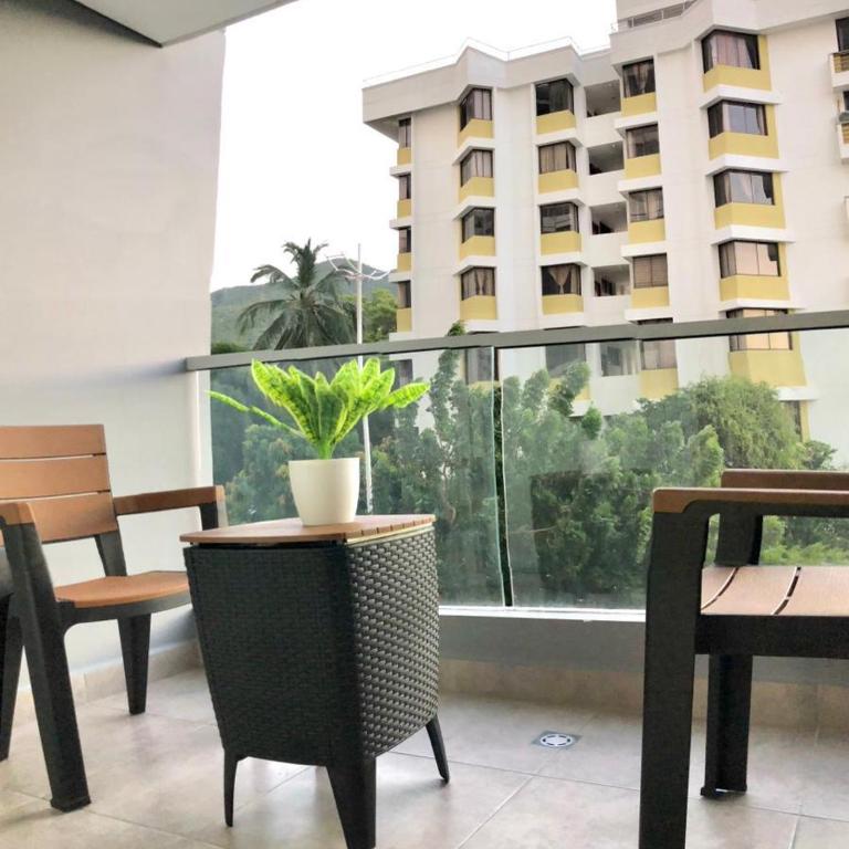 Apartamento elegante en el rodadero a 3 minutos caminando de la playa - Two-Bedroom Apartment - 7