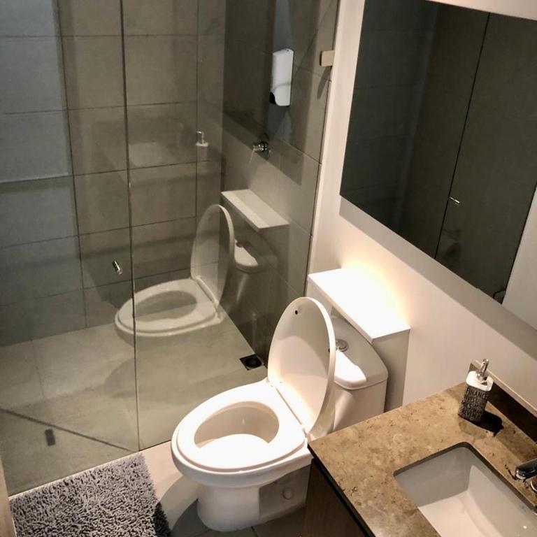 Apartamento elegante en el rodadero a 3 minutos caminando de la playa - Two-Bedroom Apartment - 26