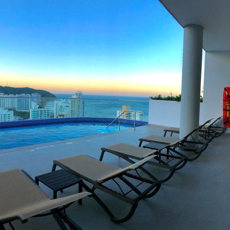 Apartamento elegante en el rodadero a 3 minutos caminando de la playa - Two-Bedroom Apartment - 31