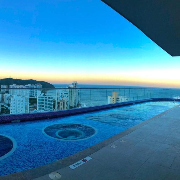 Apartamento elegante en el rodadero a 3 minutos caminando de la playa - Two-Bedroom Apartment - 20