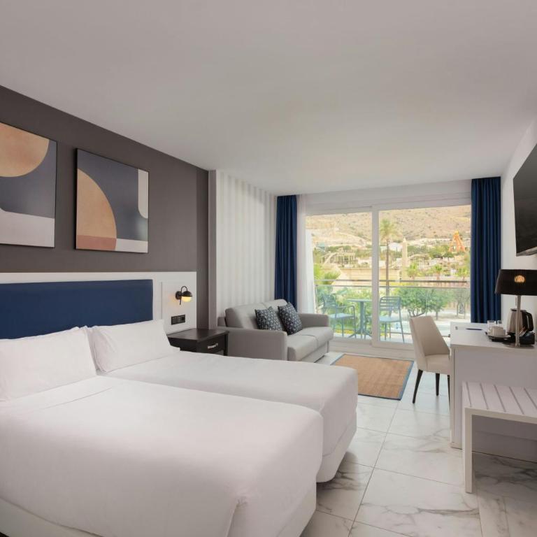 Four Points by Sheraton Costa Blanca Resort - Habitación Doble con sofá cama, balcón y vistas a la montaña - 2 camas - 3