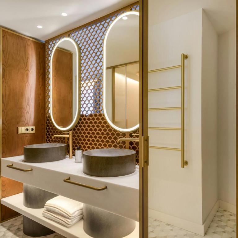 Grand Hotel Centenari, Valencia, Autograph Collection - Centenari King Suite with City View - 6