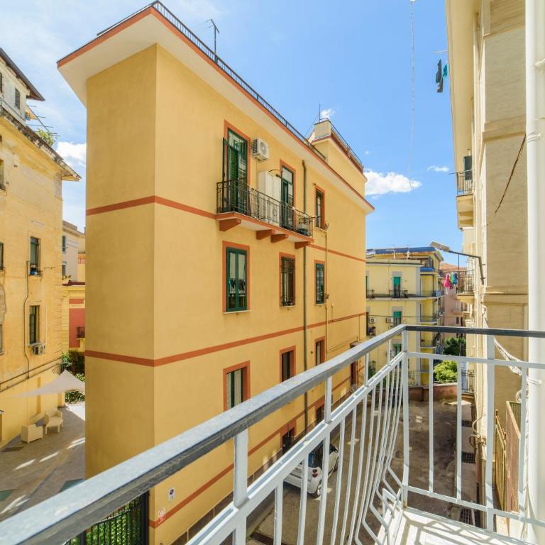 Salerno Centro Holiday House - Appartamento - 34