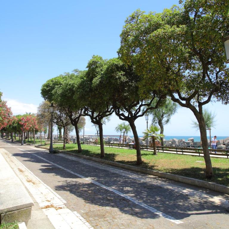 Salerno Centro Holiday House - Appartamento - 39