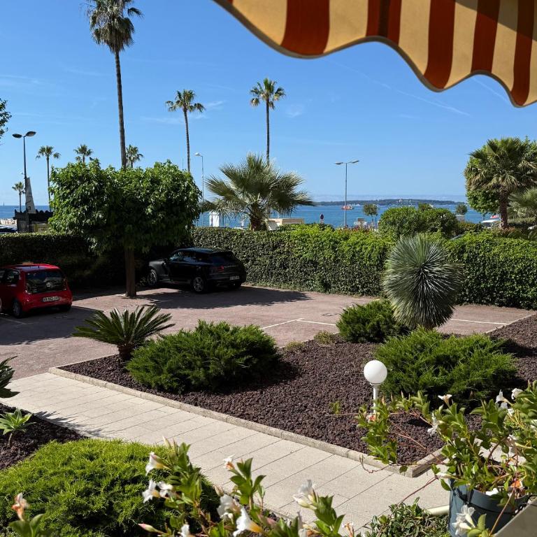 Beach Studio in Golfe-Juan near Cannes and Antibes - Appartement - Vue sur Mer - 24