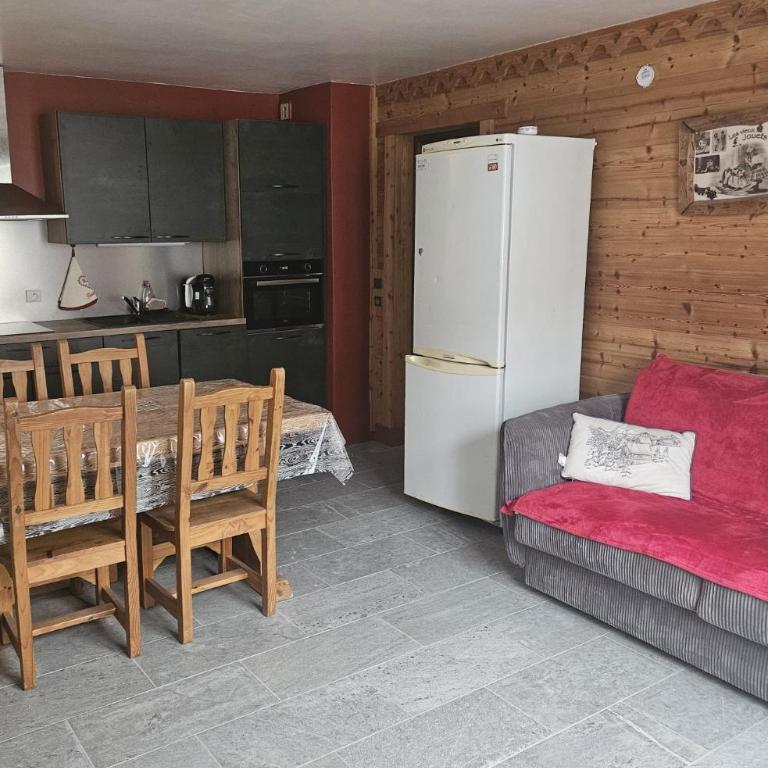 Appartement plein centre ville de Bozel - Appartement 1 Chambre - 3