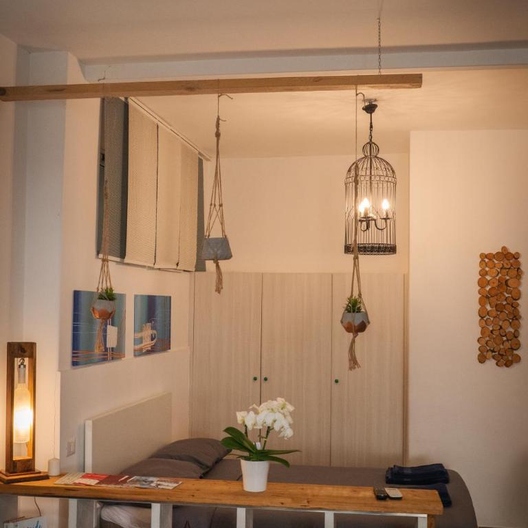 Donna Ilaria a Chiaia - One-Bedroom House - 25
