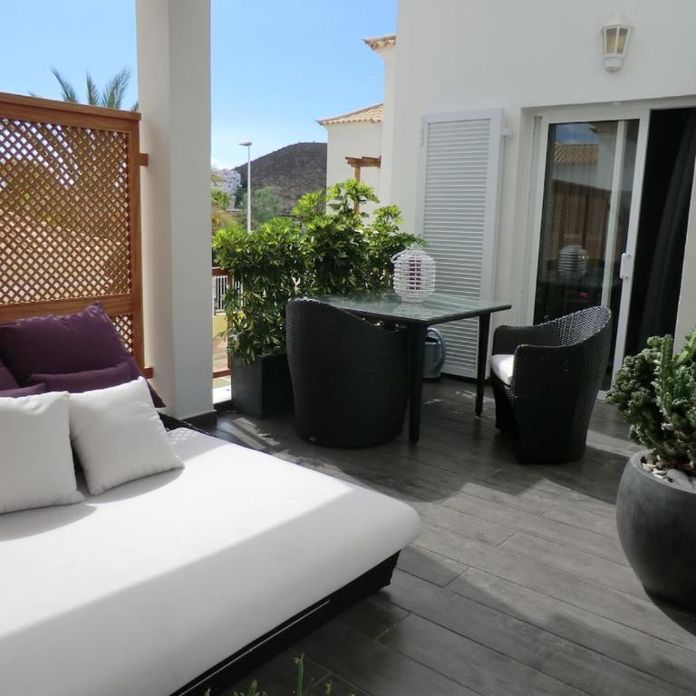 Luxury, Boutique Two-Bedroom Modern Townhouse with Golf Views - Villa de 2 dormitorios - 15