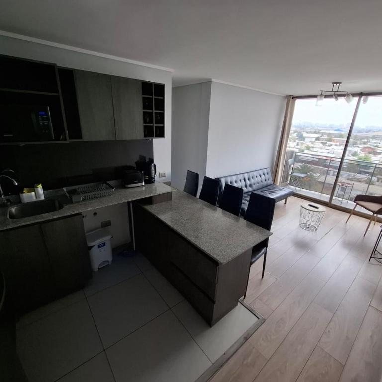 Loica Host - Departamentos amoblados a pasos del metro - Apartamento de 2 dormitorios con balcón - 1
