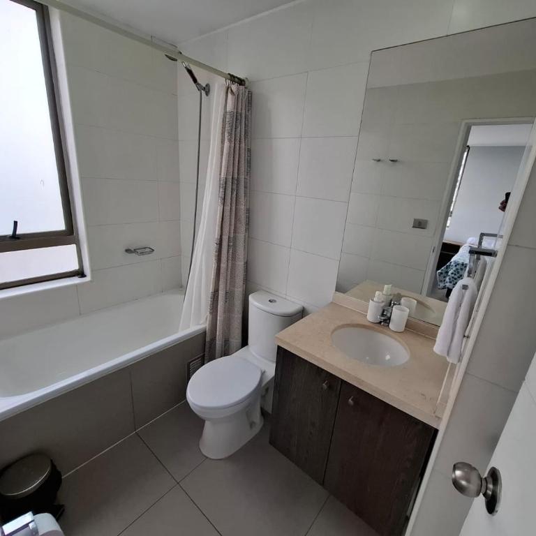 Loica Host - Departamentos amoblados a pasos del metro - Apartamento de 2 dormitorios con balcón - 4