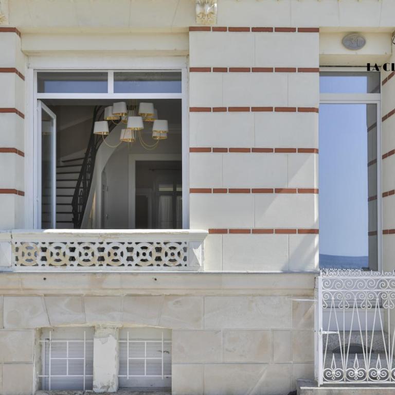 Villa des Palmiers - Villa with Sea View - 11