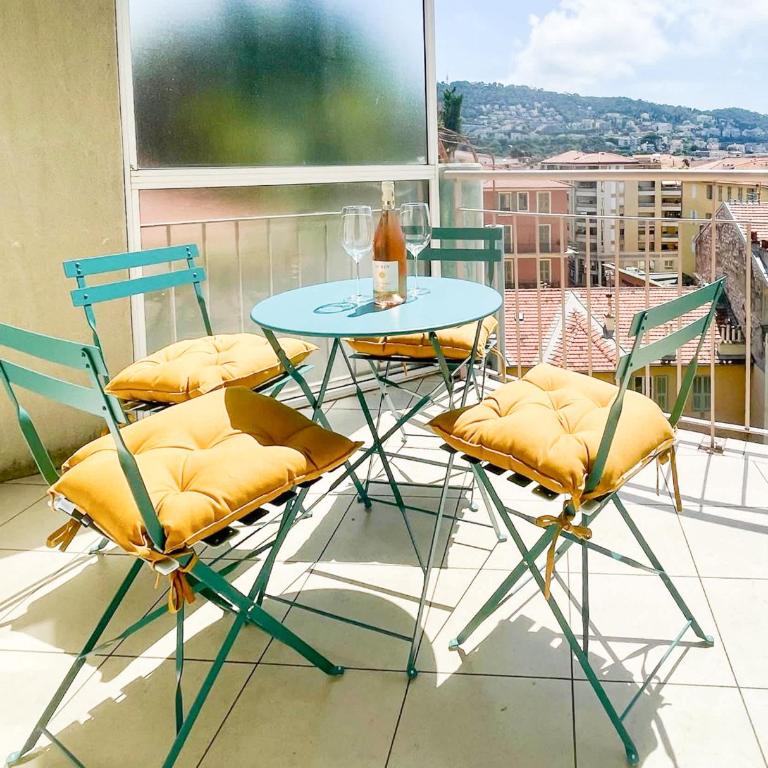 Risso - charming one bedroom with a balcony - Appartement 1 Chambre - 2