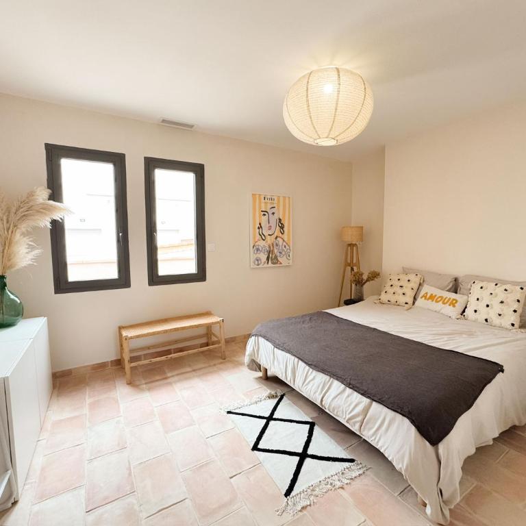 Villa familiale avec piscine hyper centre - Three-Bedroom Villa - 37