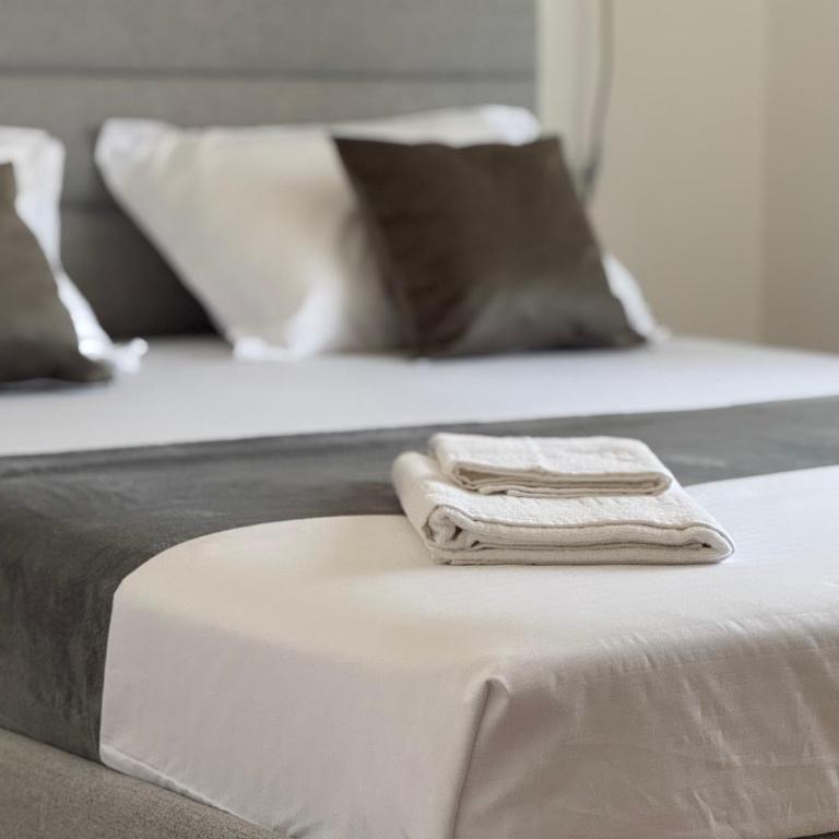 Antonios Apartments - Double Room with Terrace - 9