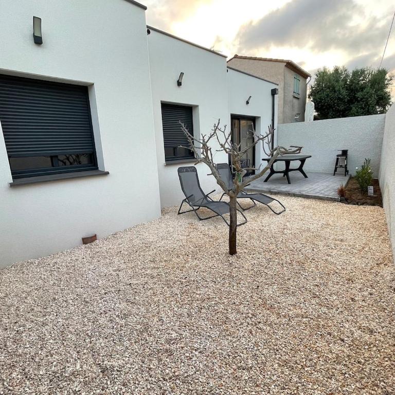Instant Janin - Logement T3 climatisé plain pied avec jardin - Maison 2 Chambres - 10