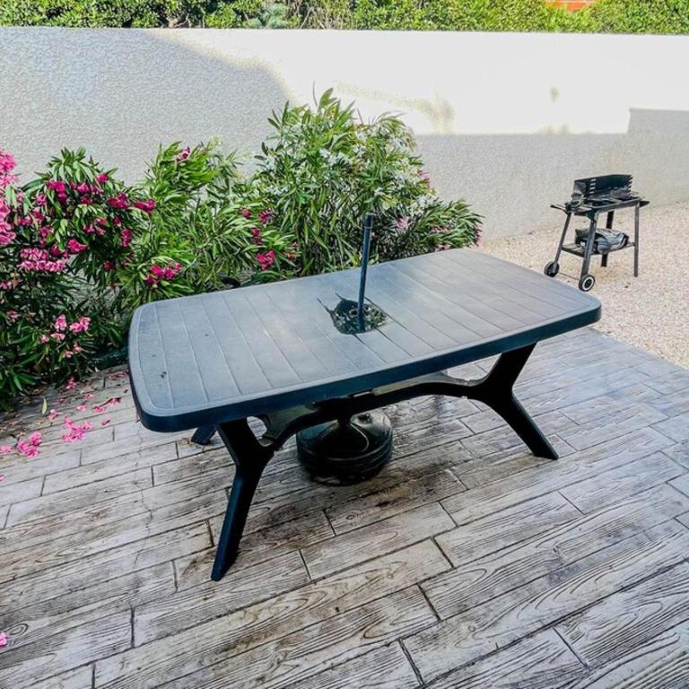 Instant Janin - Logement T3 climatisé plain pied avec jardin - Maison 2 Chambres - 18