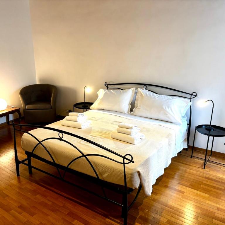 Atelier ed Affreschi a Campo de Fiori - Appartamento con 2 Camere da Letto - 7