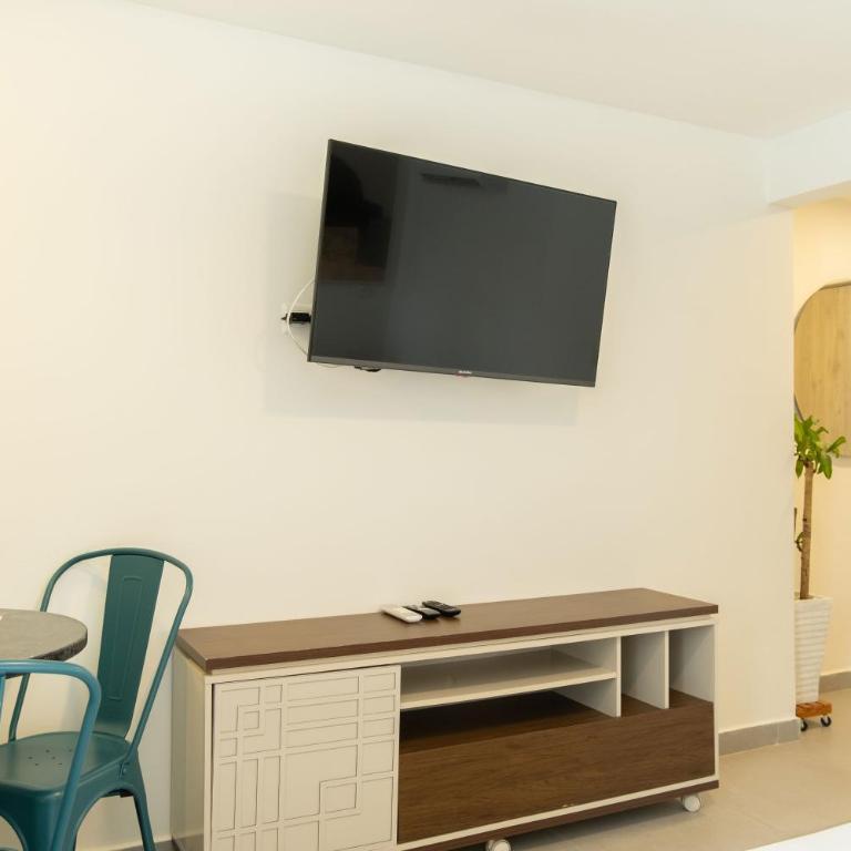 Serene Bay by Wynwood House - Deluxe One-Bedroom Apartment - 11
