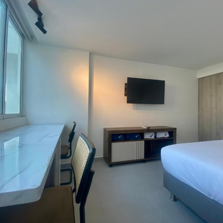 Serene Bay by Wynwood House - Two-Bedroom Deluxe Apartment - 26