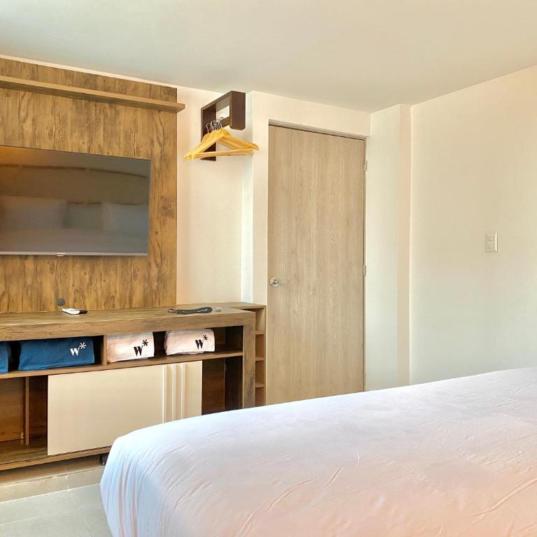 Serene Bay by Wynwood House - Two-Bedroom Deluxe Apartment - 12