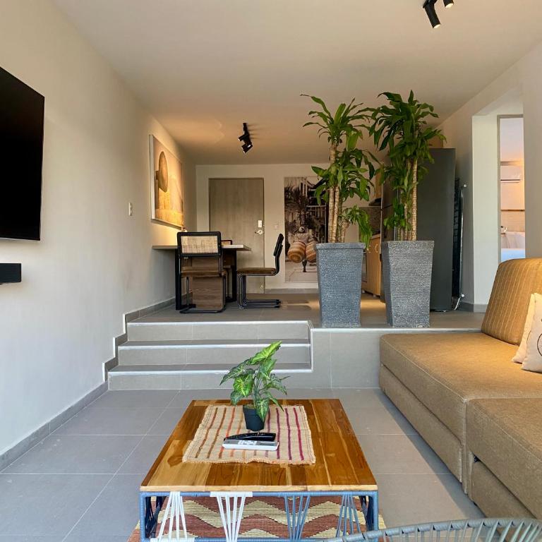 Serene Bay by Wynwood House - Two-Bedroom Deluxe Apartment - 1
