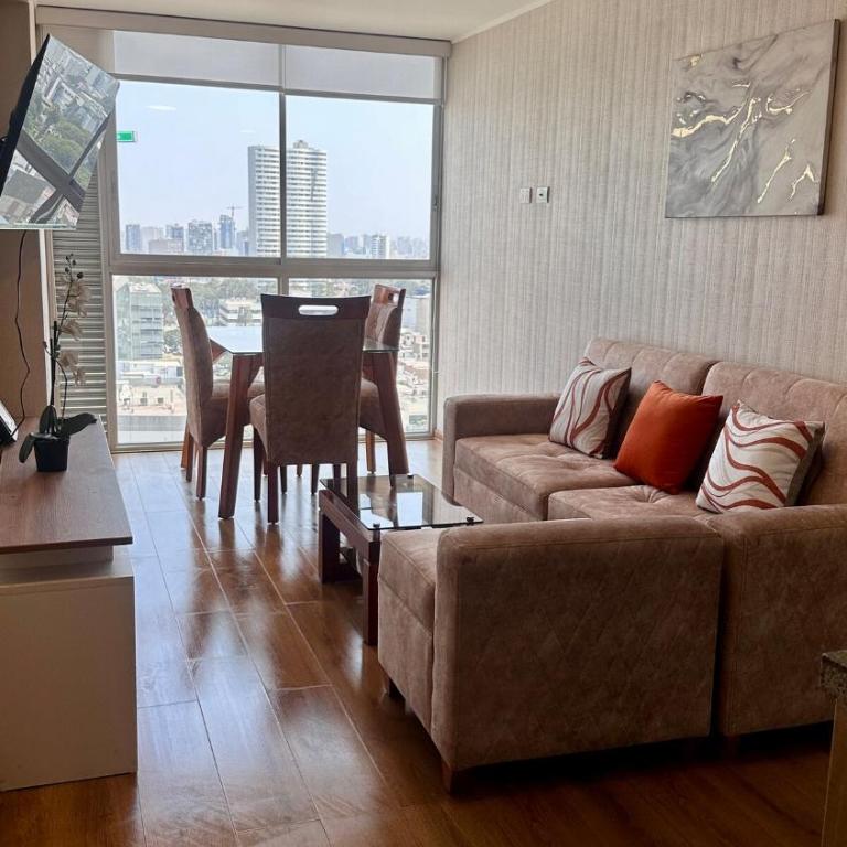 Apartment in front of the Ricardo Palma Clinic - One-Bedroom Apartment - 3