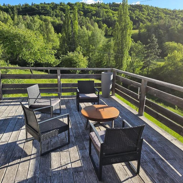 Grande maison, calme et montagnes - Maison 5 Chambres - 14