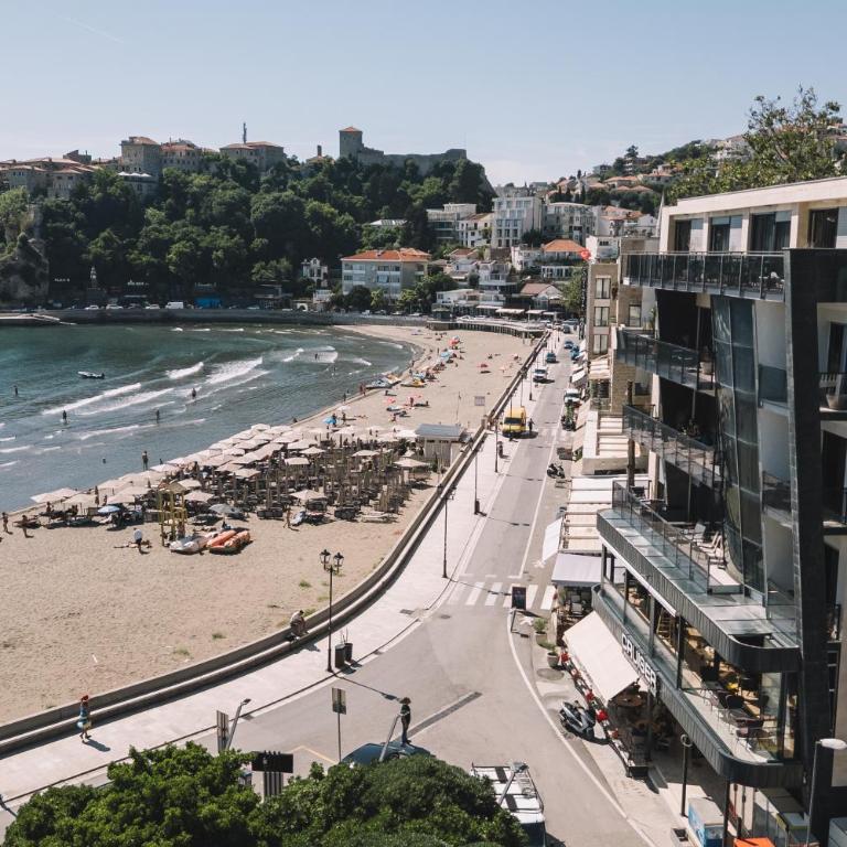 ApartHotel Cruiser Luxury - Apartman sa 2 Spavaće Sobe, Balkonom i Pogledom na More - 1