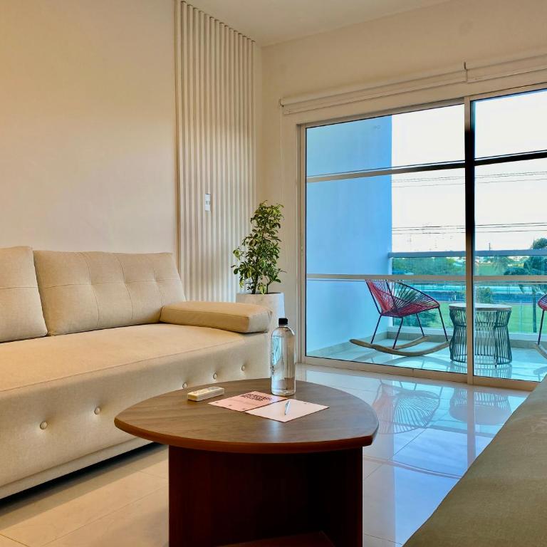 Serene Bay by Wynwood House - Two-Bedroom Superior Apartment - 7