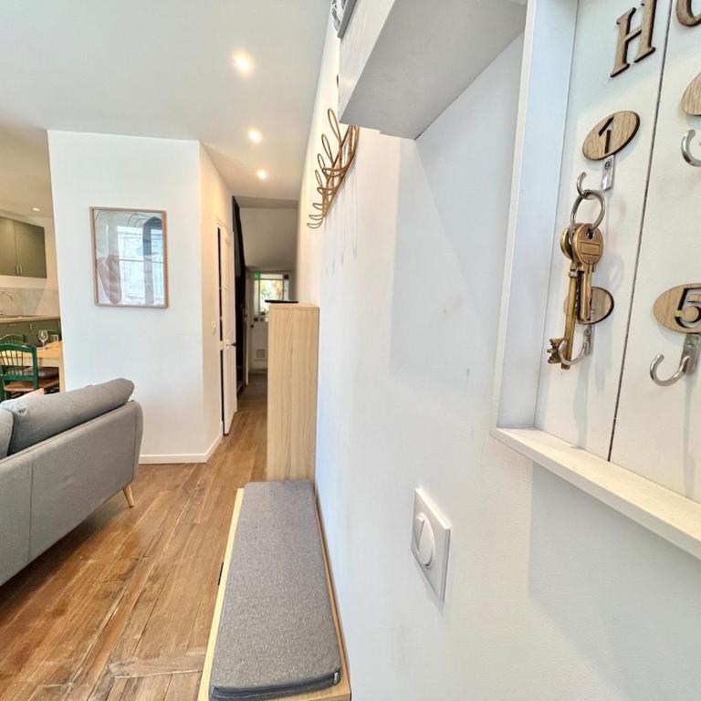 Le St-Hilaire, House in the city center with patio with parking - Villa - 10