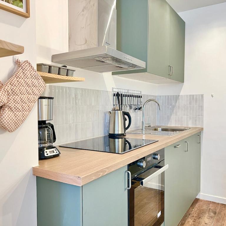 Le St-Hilaire, House in the city center with patio with parking - Villa - 16