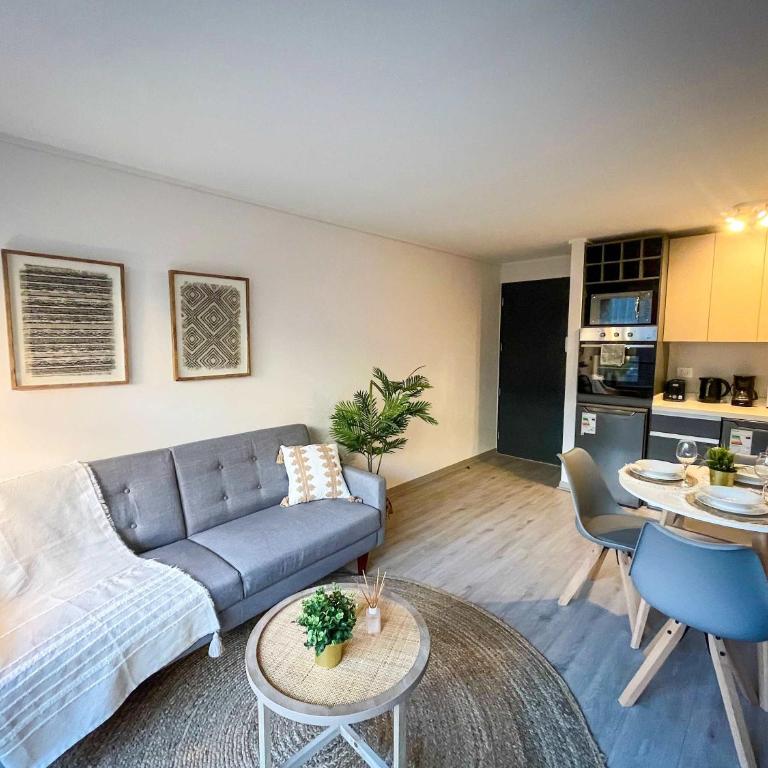 HOM I Inmejorable Depto1D1B en Santa Rosa Santiago SR702 - Apartamento - 48