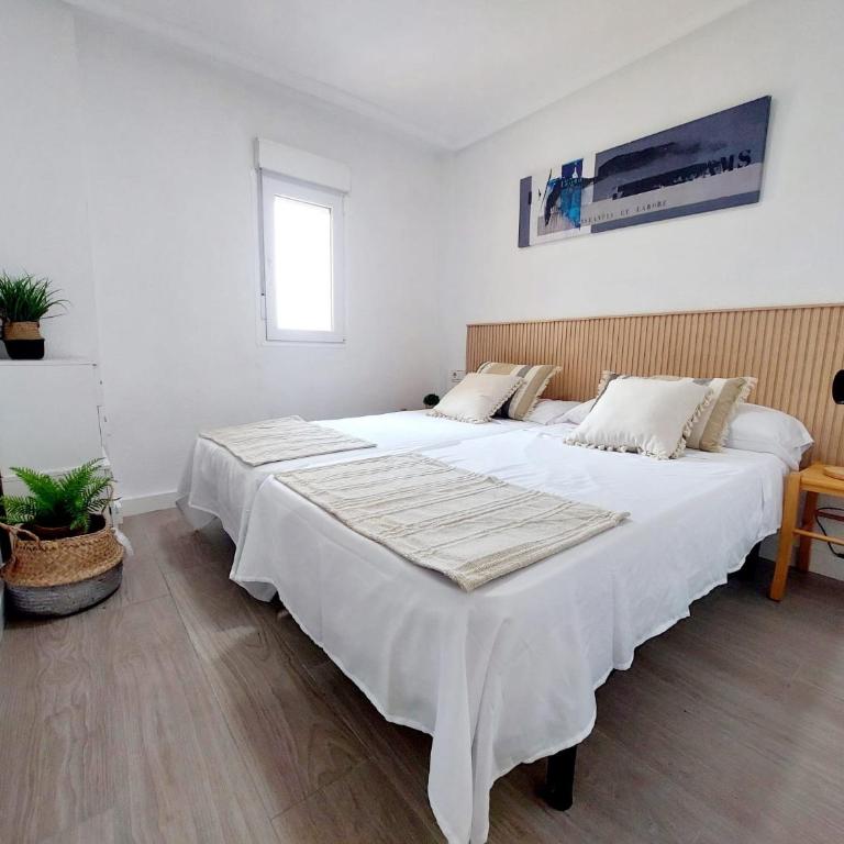 Moby suits A - Two-Bedroom Apartment - 2