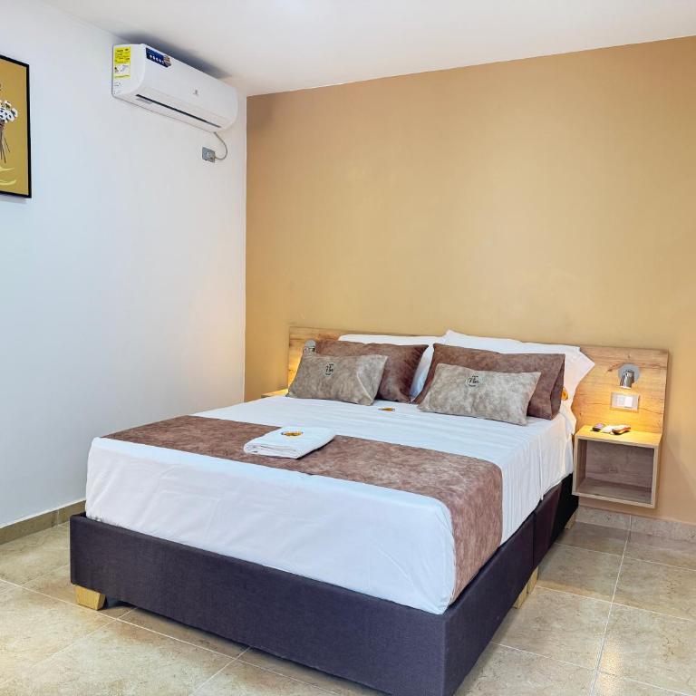 Casa Flor Hostel & Drinks - Habitación Doble Deluxe - 4