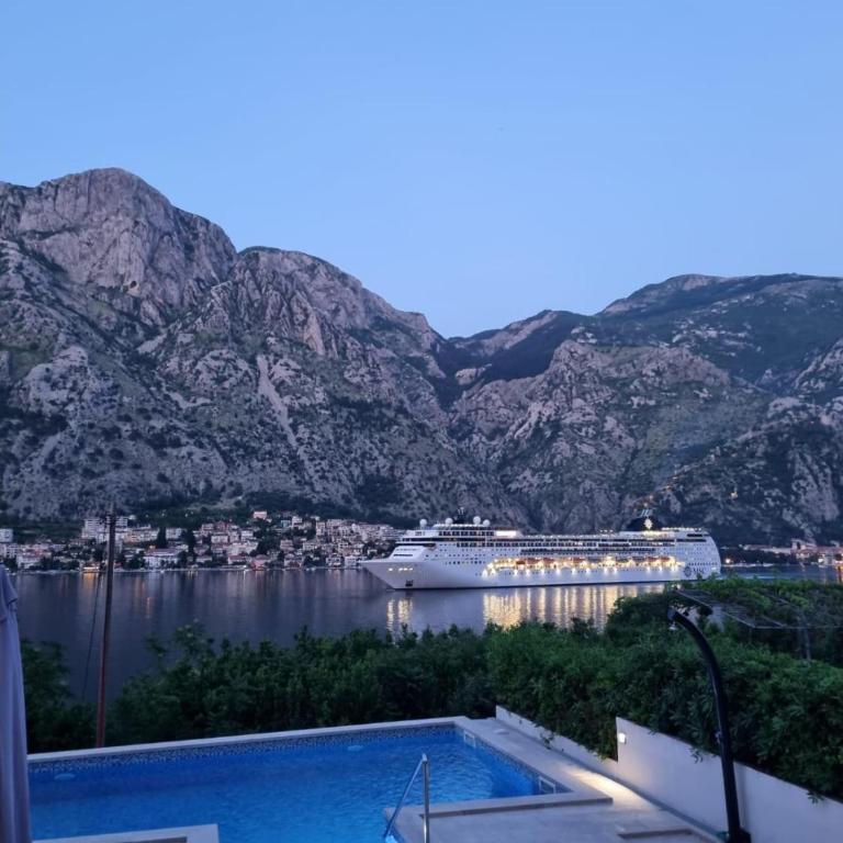 Studio apartment with heated pool - One-Bedroom Apartment - 9