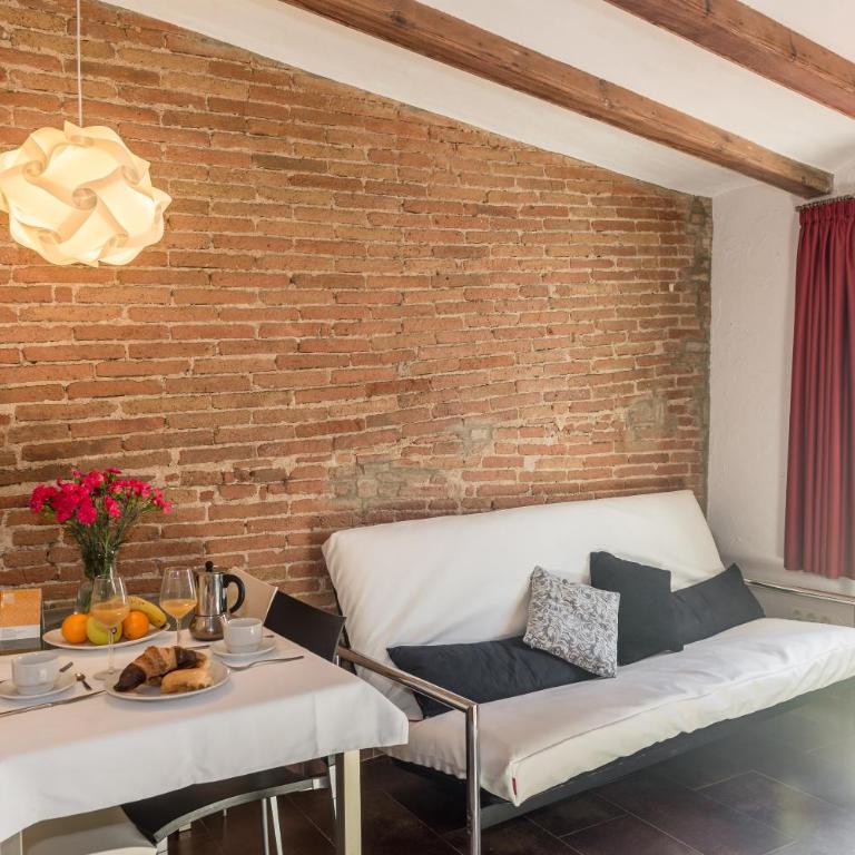 Apartaments Ciutat Vella - One-Bedroom Apartment - 1
