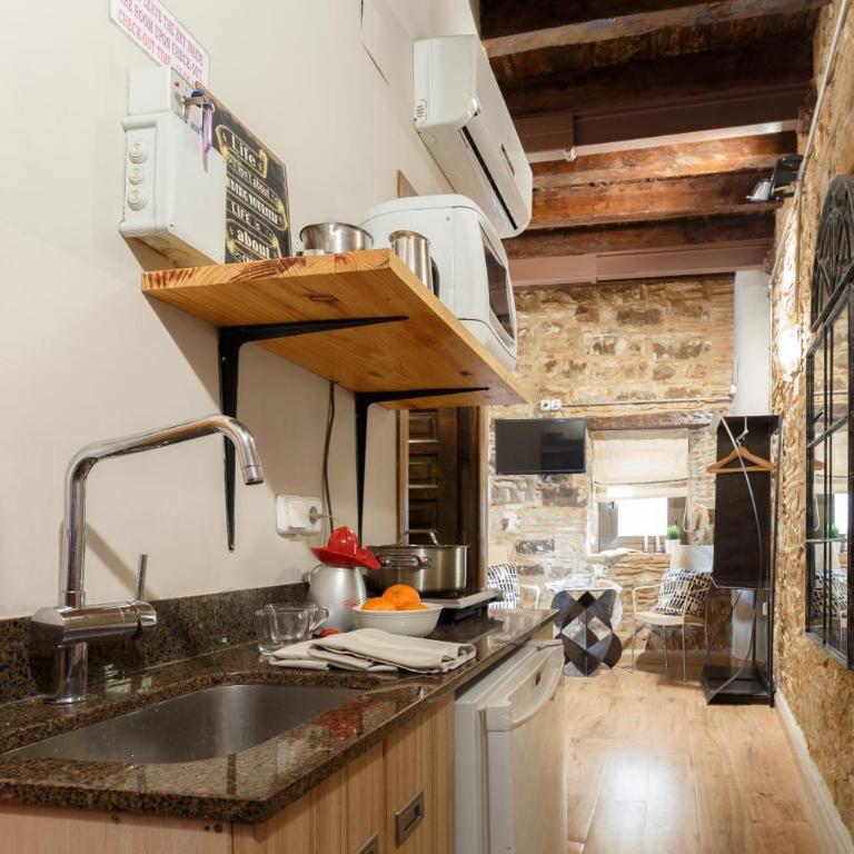 AinB Picasso-Corders Apartments - Studio (2 Adults) - 53