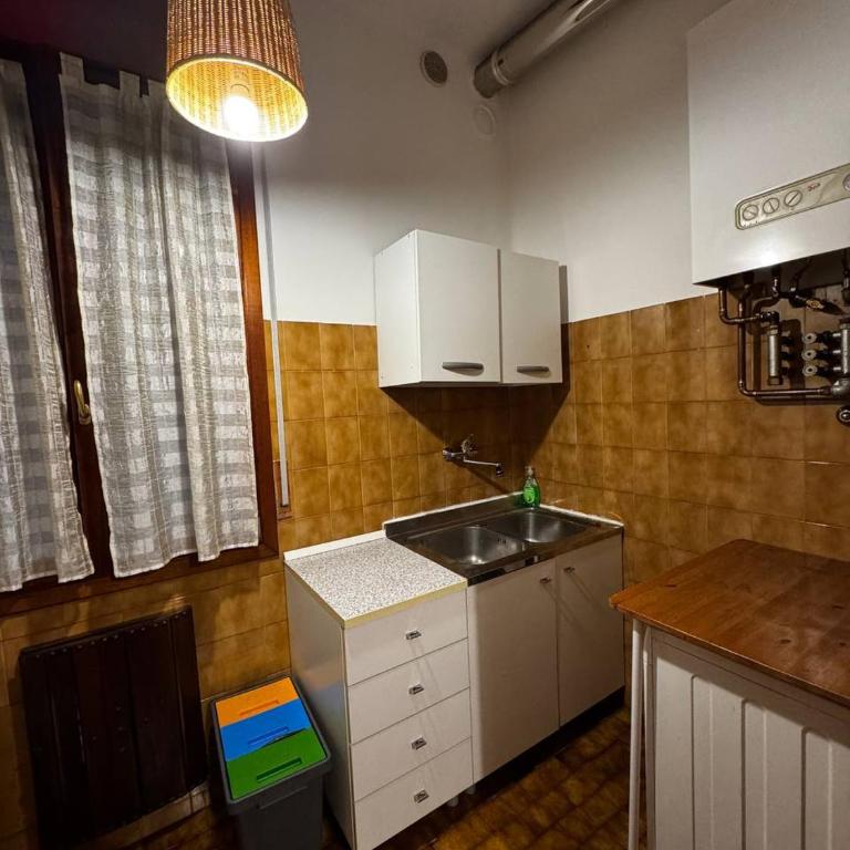 Casa Bella - Room 1 - Camera Matrimoniale con Bagno in Comune - 10