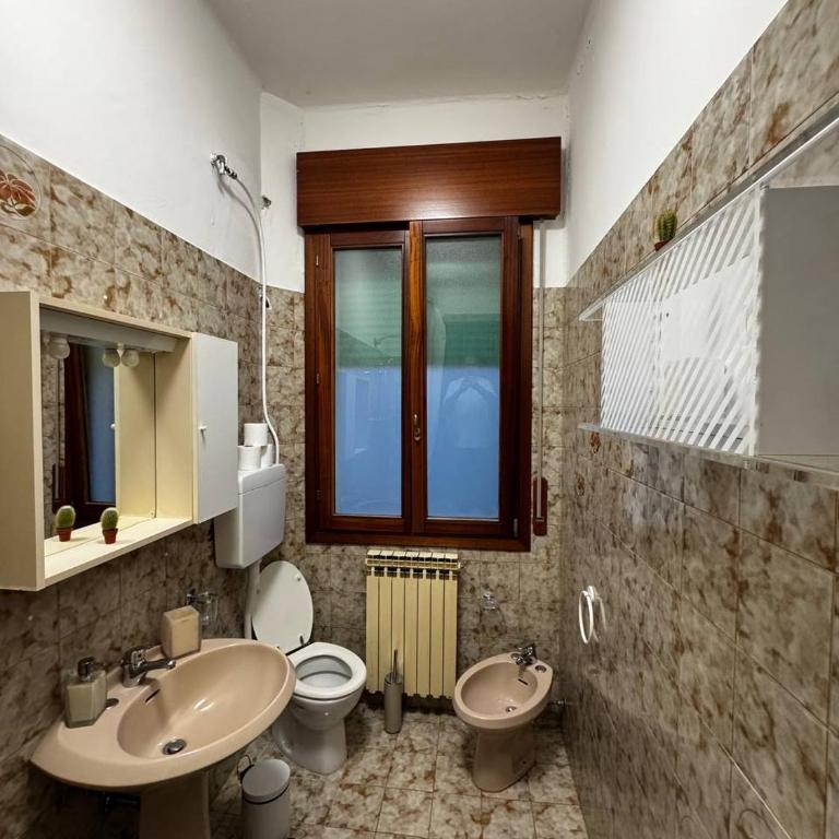 Casa Bella - Room 1 - Camera Matrimoniale con Bagno in Comune - 15