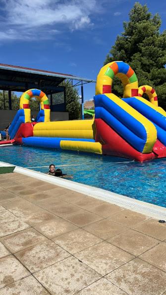 LAS CABAÑAS DEL LAGO más pase piscina las 2 columnas Del 1 junio 2026 al 30 agosto 2026 - Chalet mit 2 Schlafzimmern - 37