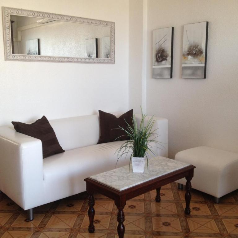 Attikawohnung 3,5 Zimmer, direkt am Meer - Two-Bedroom Apartment - 4